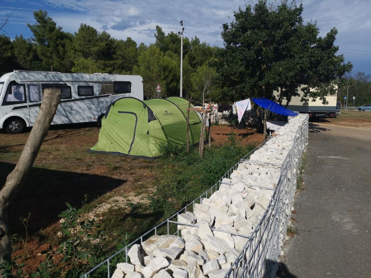 Camping Volme Banjole Buitenkant foto